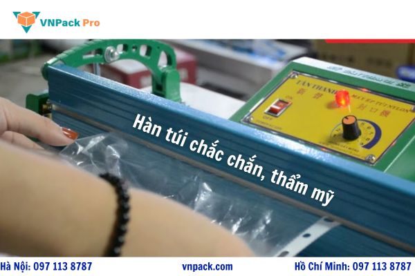 Máy hàn miệng túi dập chân M5-300 chắc chắn